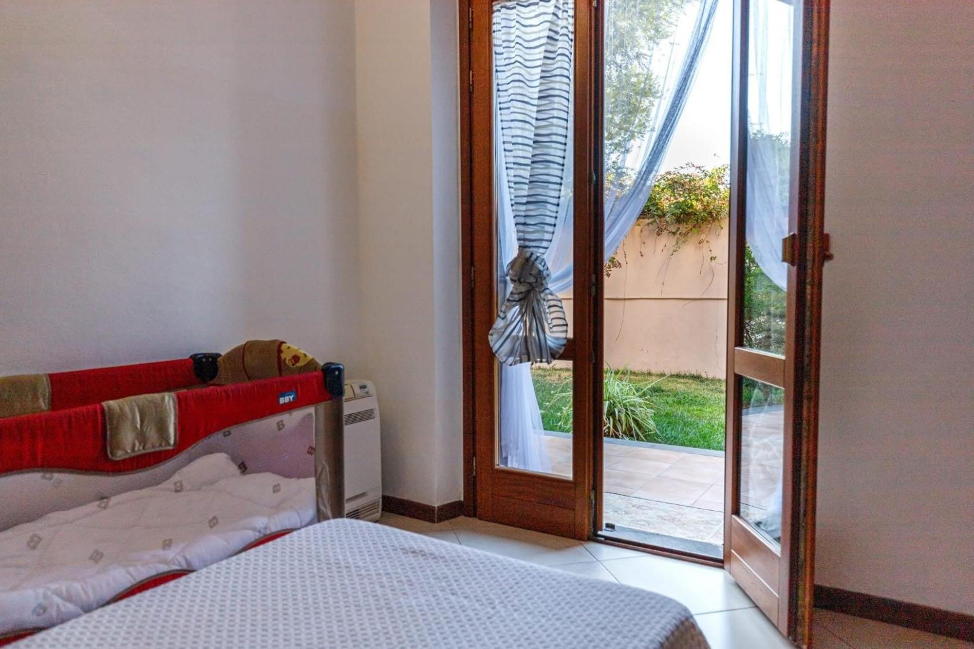 Ferienwohnung Casa Lilla 1 E 2 Oristano Zimmer foto
